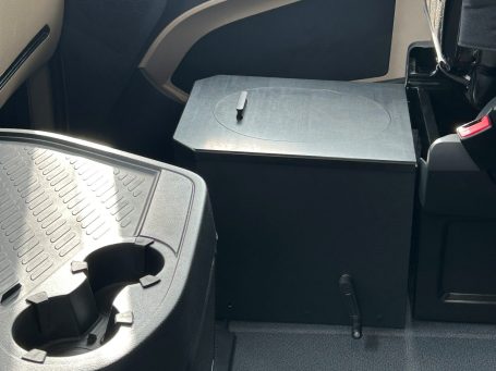 LKW Toilette Untersitzmontage 2